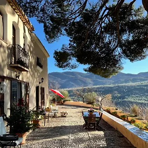 Bed & Breakfast Cortijo El Pino Retreat